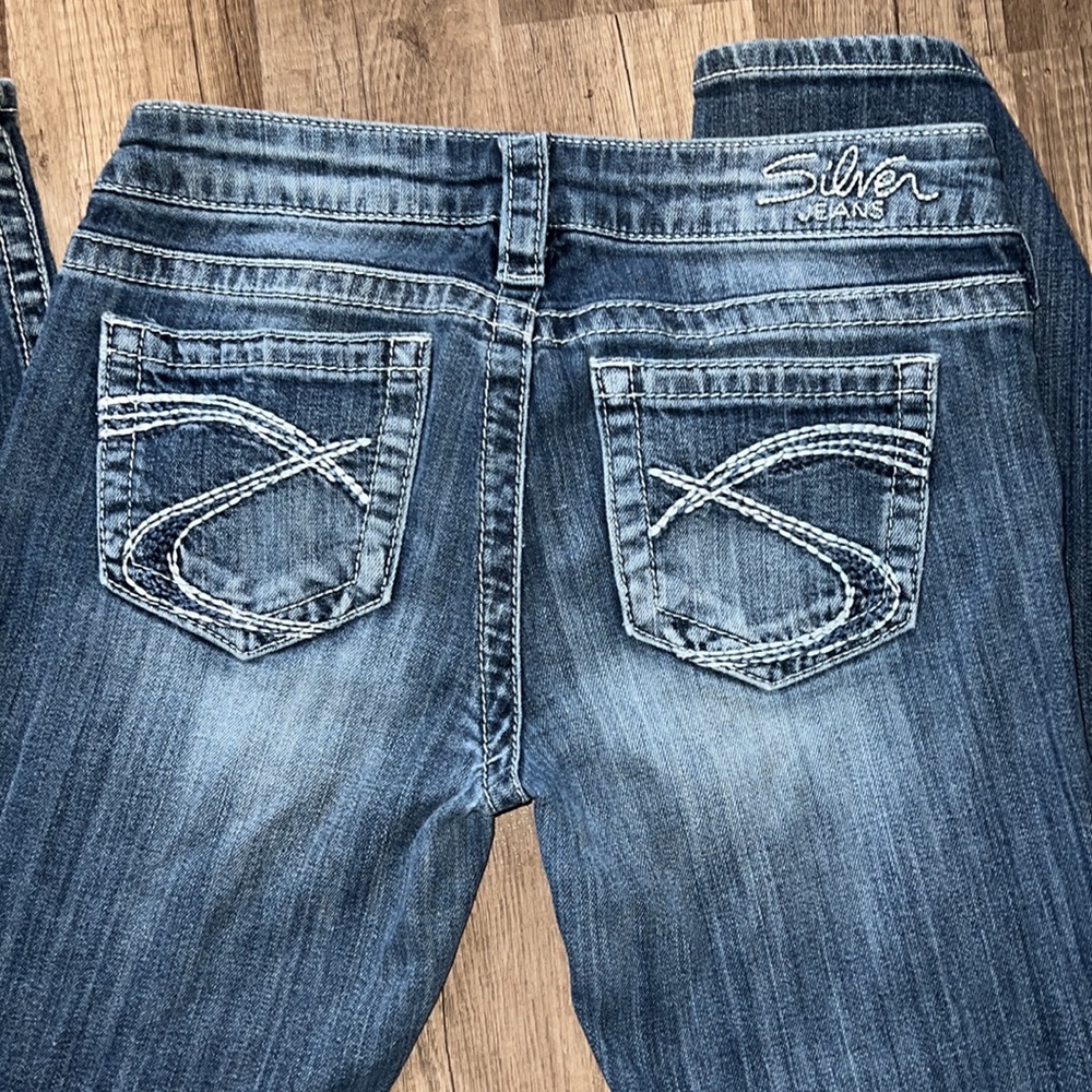 Silver Jeans - Picture 5 of 7